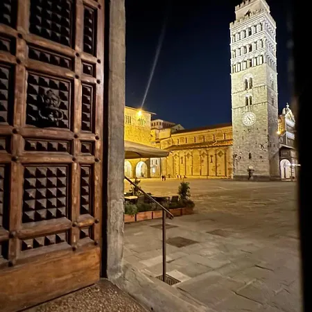 Palazzo Bracciolini Nel Cuore Della Citta 게스트하우스