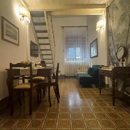 Palazzo Bracciolini Nel Cuore Della Citta *