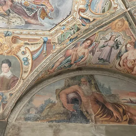 Affittacamere Palazzo Bracciolini Nel Cuore Della Citta